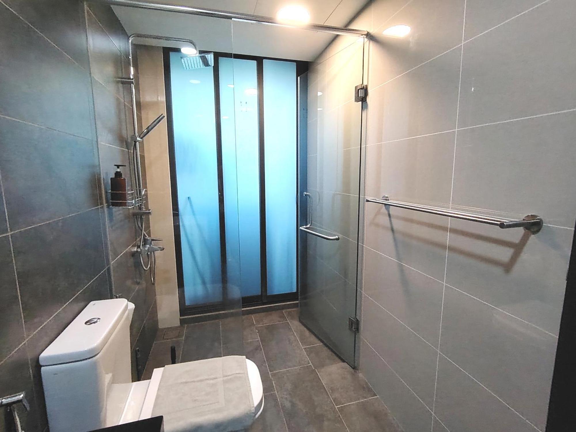 Almas Suites Poolview Netflix 100Mbps Bystay Nusajaya  Exterior foto